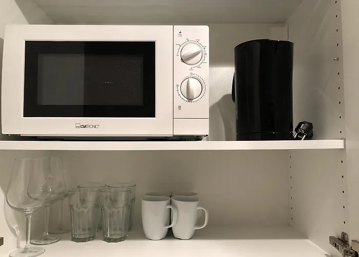 Redhouse Apartment